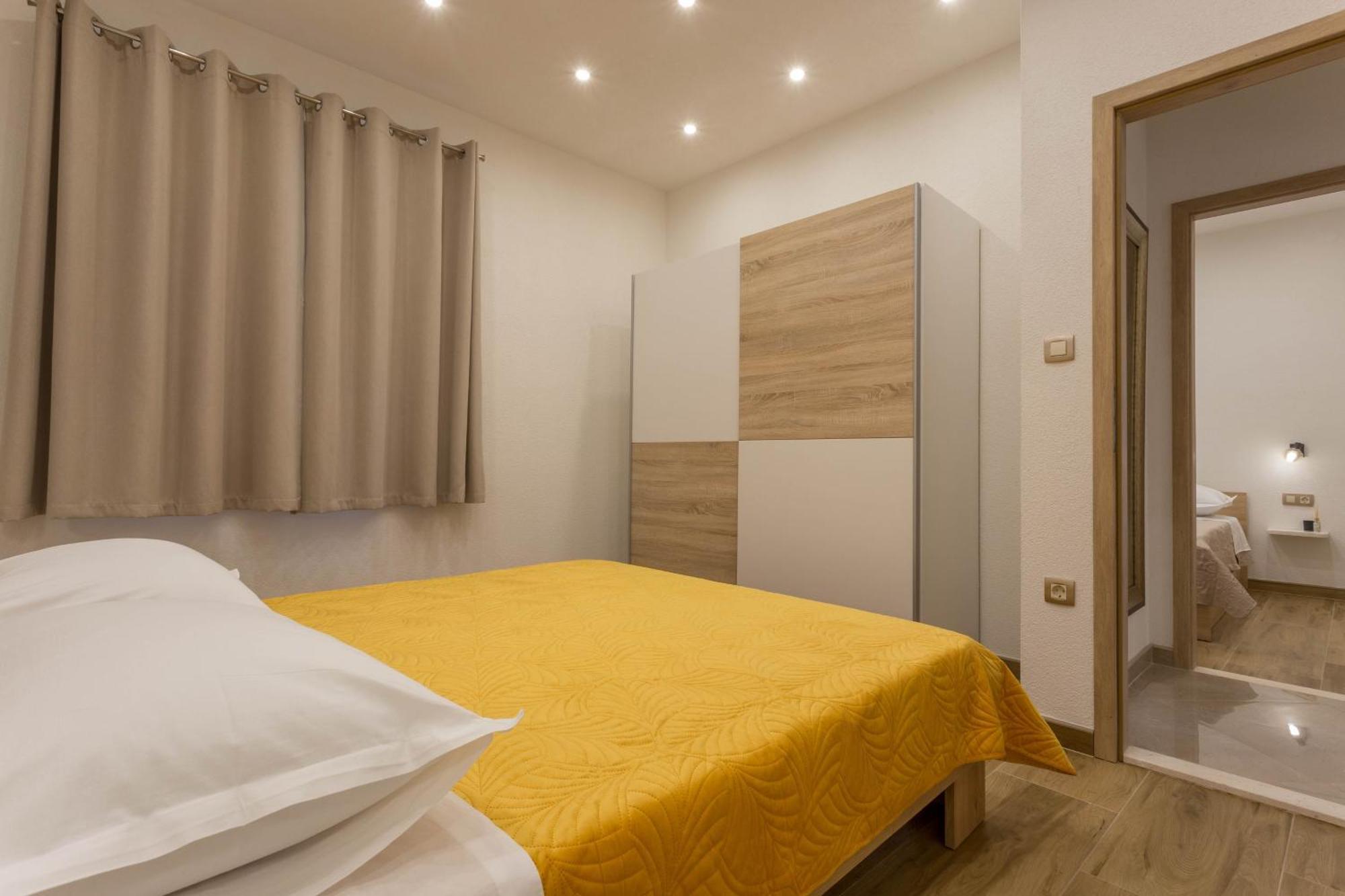 Apartment By The Sea Cove Zastupac, Hvar - 8761
